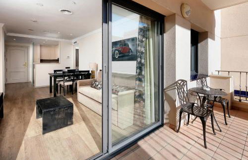 Apartaments-Hotel Hispanos 7 Suiza - Photo 4