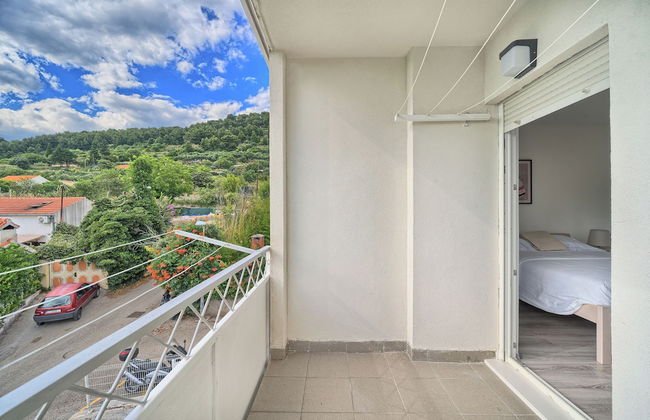 A2- Luxury apt w big Balcony, 4 min Walk to Beach - Photo 30