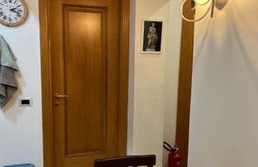 Saint Peter & Giulio Cesare - Photo 11