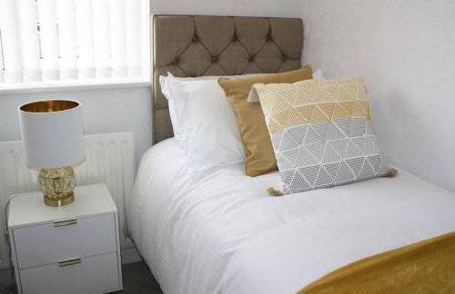 Gorgeous 3 bed House In Milton Keynes - Photo 19