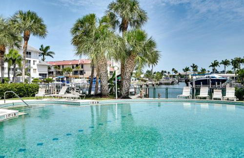 Waterfront Marco Island Condo Less Than quarter Mi to Beach! - Foto 23