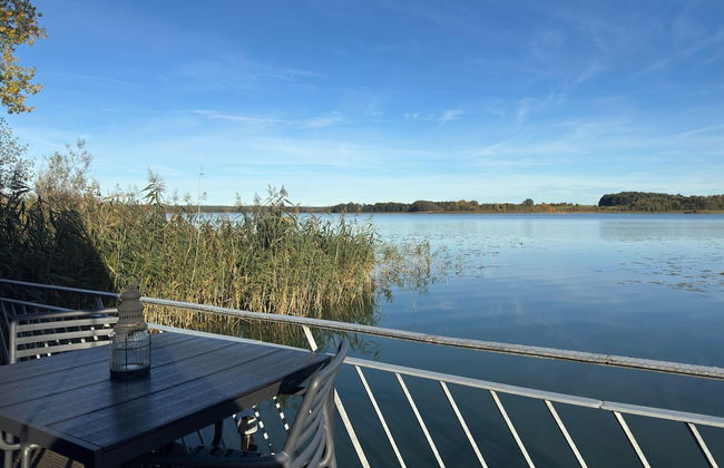 Striking Holiday Home in Sternberg With Jetty - Foto 31