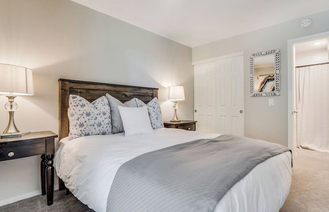 Pinegrove by Avantstay Beautiful Villas Condo Just Outside Tahoe City! - Foto 33