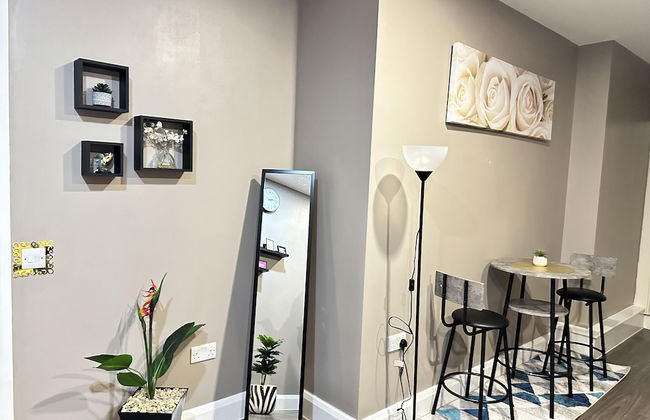 2 Bed Apartment - Sleeps 4 - Wifi - Parking - Foto 5