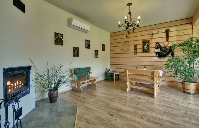 Willa Serafin - Photo 68