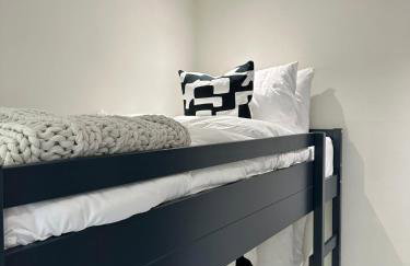 2BR House By Ankers Short Lets & Serviced Accommodation Manchester With Competitive Rates & Free Parking - Foto 17