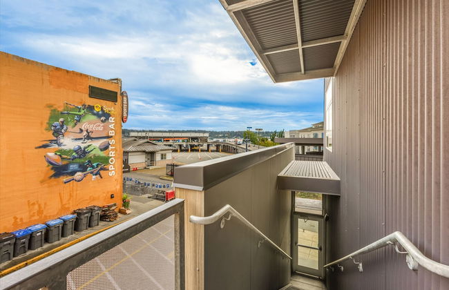 Tracyton Condo 202 in Bremerton - Photo 9