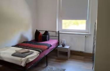 Schöne Vollausgestattete Monteurs- Gästewohnung nähe Raffinerie Leuna und Geiseltalsee für 4 Personen 0303 - Foto 11