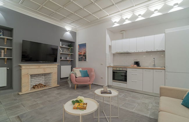 Central 4BR Flat - 2 Units Combined with Balconies, Near Cismigiu, 2 Kitchens & 2 Baths - Foto 31