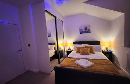 Beautifully Fab 3 bedroom 4 beds New home 8 guests Stretford Trafford - Foto 1