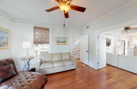 Historic Lady Renovated-Half Mile Walk to DT-Beach 3 Mi-Optional Guesthouse - Foto 14