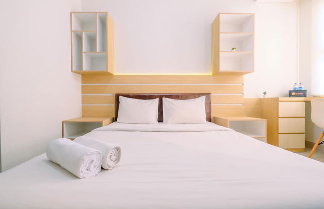 Homey And Well Design Studio Transpark Cibubur Apartment - Foto 2