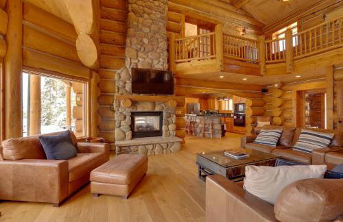 Fraser Chalet with Hot Tub and Mountain Views - Foto 5