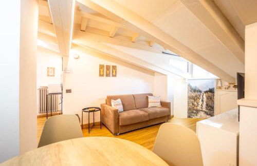 Moderno appartamento con giardino - Foto 36