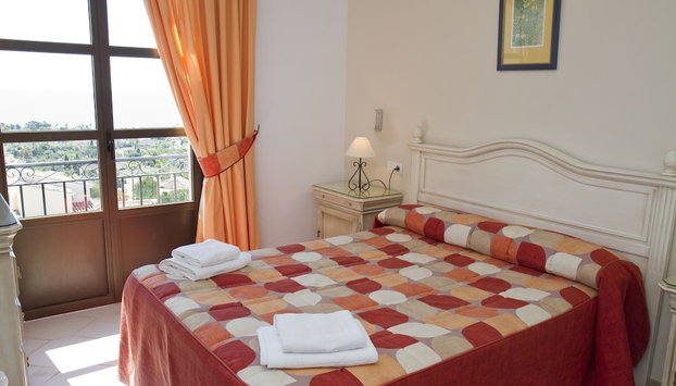 Apartamentos El Toro - Foto 5, Habitación