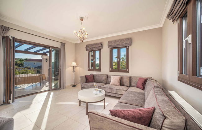 Classic Villa - Photo 24