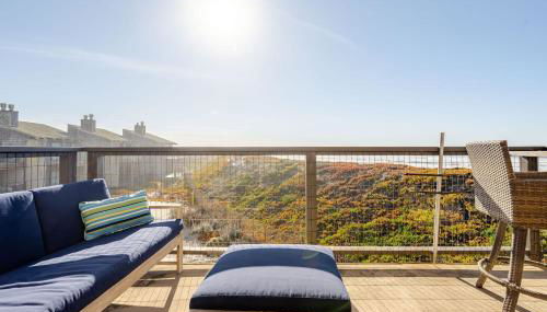 Beachfront Retreat with Ocean Views - Foto 5