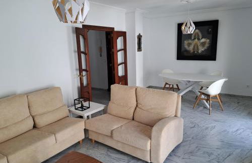 Encanto Urbano: Piso céntrico totalmente equipado - Foto 2