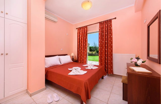 Luxury Villa Lemonia With Private Pool - Photo 7