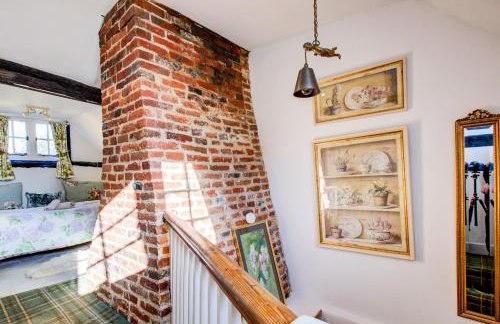 Eglantine - Photo 18