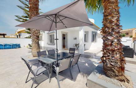 Sucina 3-bed Villa, Sleeps 6 & Pet Friendly - Foto 2
