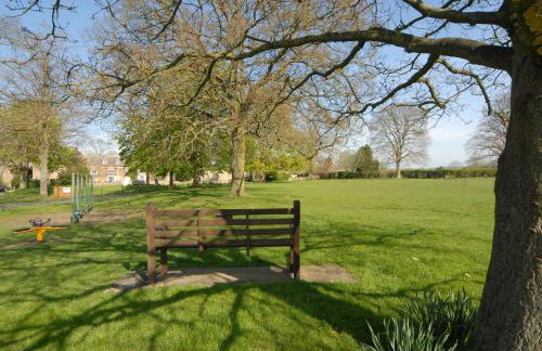 Grooms Cottage - Photo 16