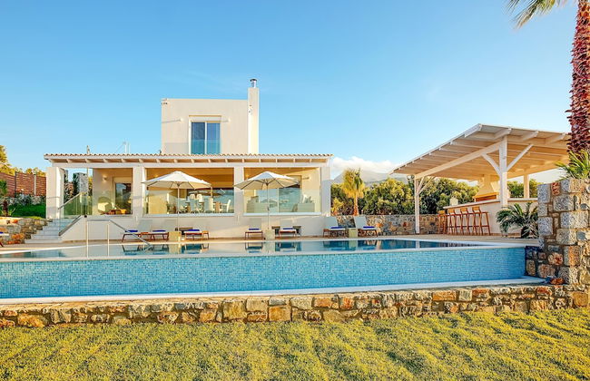 Beautiful Luxe Villa in Private Olive Grove, sea and Mountain View, Close to sea - Foto 36