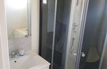 Petite maison agreable avec jardin privatif - Foto 14