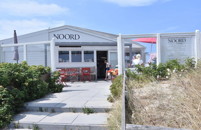 Timeless Charm and Cozy Stay - Photo 39