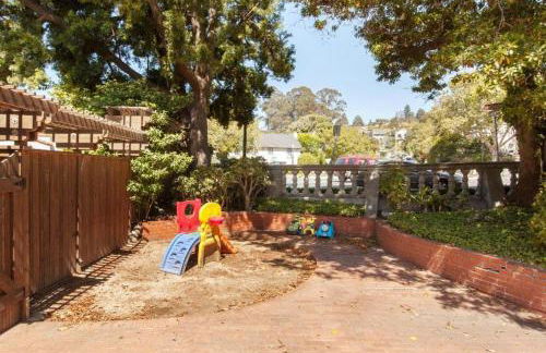 Large 1 Bedroom Apartment, Home Theater, Fireplace - Foto 22