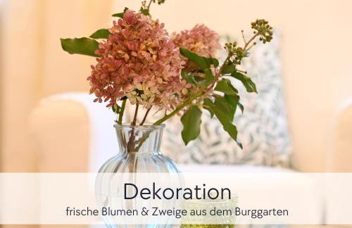 Amalias Burgwohnung - stilvolles Apartment mit Aufzug & Garten in der Hinterburg Schlitz - 2 Schlafzimmer, Parkplatz, Historisches Flair für Paare & Ruhesuchende - Foto 21