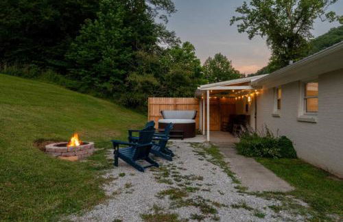 WiFi Hot Tub 50 Shades of Slade - RRG - Foto 42