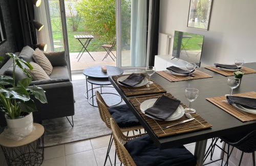 Le Jardin de l'Arena - T3 Design - jardin privé - Garage sur demande - Proche Eurexpo, Groupama Stadium, LDLC Arena - Foto 9