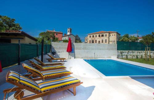 Villa in Brtonigla With Private Pool - Foto 22