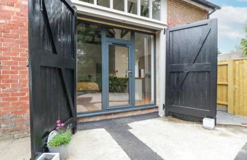 The Coach House - Photo 22