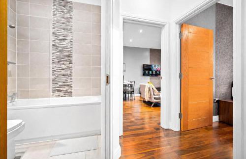 Charming JQ Apartment with Secure Parking & WiFi - Foto 5