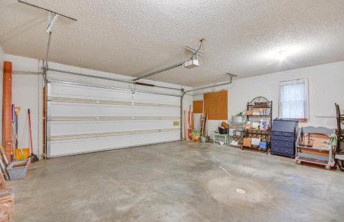 3 Mi to Dtwn Jefferson City Family Home with Deck - Foto 28