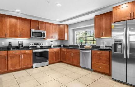 Sunny Summer Stay - Renovated TownHome by Disney! - Foto 6