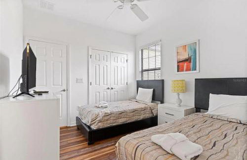 Grand Exclusive 4BR Pool Home near Disney Parks - Foto 24