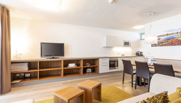 Superior & Pool - Foto 2, Kitchen / Dining Room