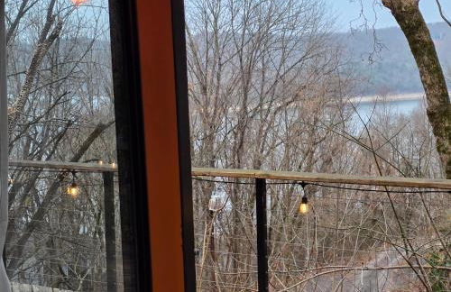 Center Hill Lake Retreat Lake Views, Fire Pit & 400 Yds to Water - Foto 2