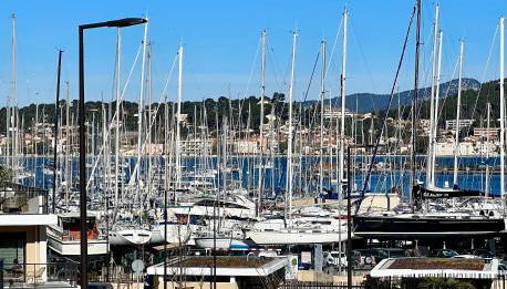 L'apart'83 - T2 classé 5 étoiles - Belle vue sur la baie du Lazaret - Foto 4