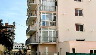 Apartamento playa Muchavista de 3 hab y piscina - Foto 2