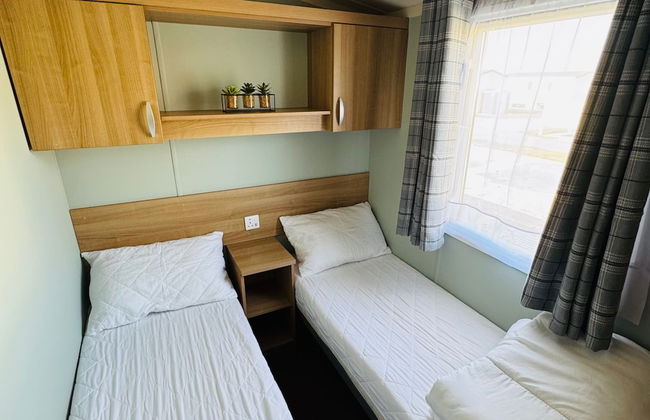 Statichomesleeps6-lakeview-petsok-balcony-parking - Foto 15