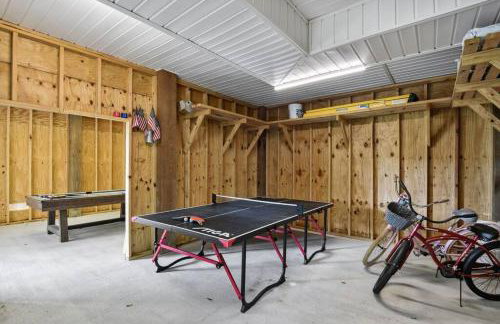 Old Town Bay St. Louis Outdoor Bar Area Game Room - Foto 39