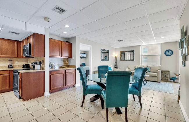 Bayfront Condo With Water View & Boat Slips! - Foto 9