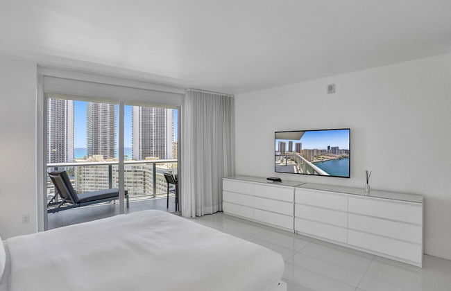 Luxury Condo at Beach Walk Resort - Foto 1