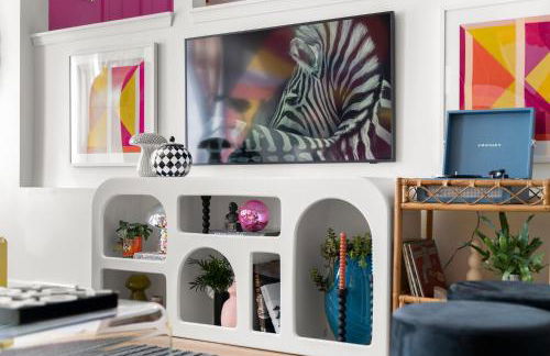 INSTA worthy Home! *Sleeps 8* - Walker's Point! - Foto 44