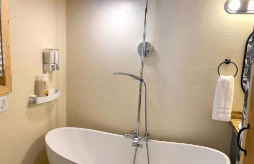 Sunshine Tiny Studio and Loft Close to Downtown - Foto 10