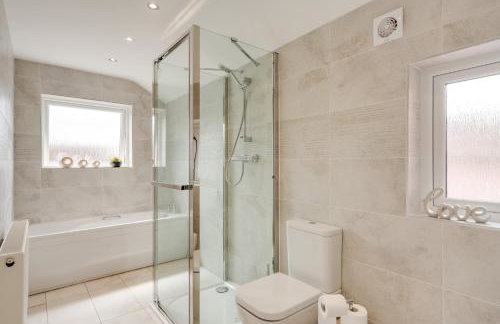 Large cosy house - free on street parking - Foto 17